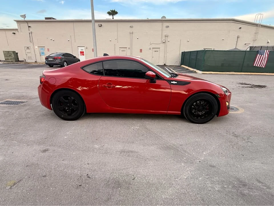 2013 Scion FR-S - Image 5 of 15