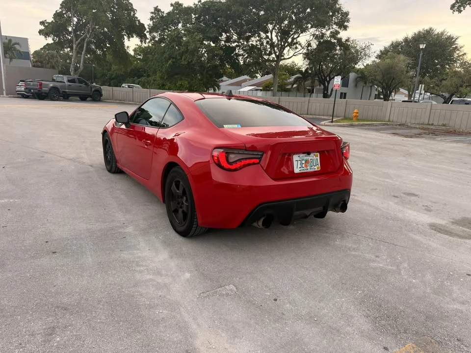 2013 Scion FR-S - Image 7 of 15