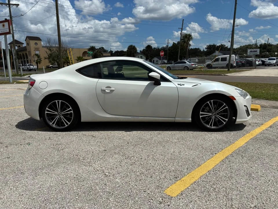 2013 Scion FR-S - Image 6 of 12