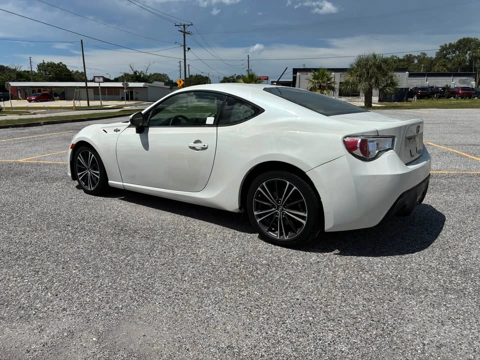 2013 Scion FR-S - Image 3 of 12
