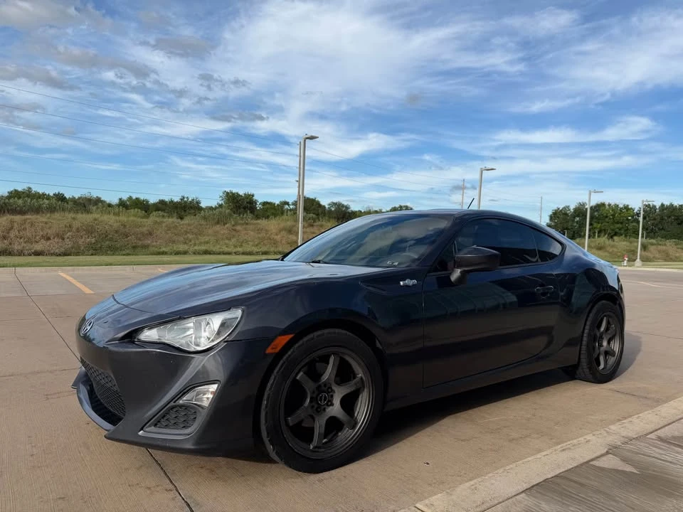 2013 Scion FR-S - Image 7 of 10