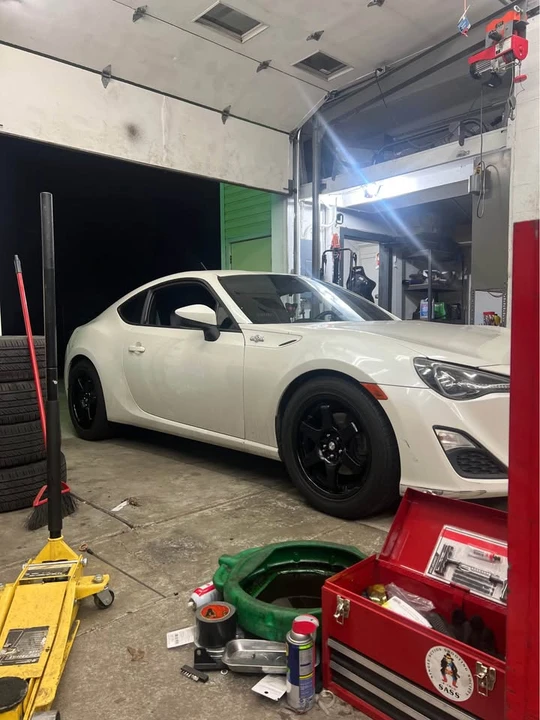 2013 Scion FR-S - Image 2 of 7