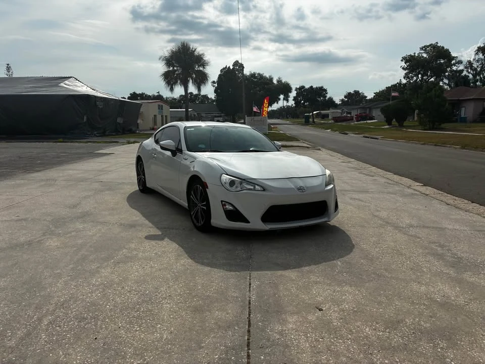 2013 Scion FR-S - Image 2 of 9