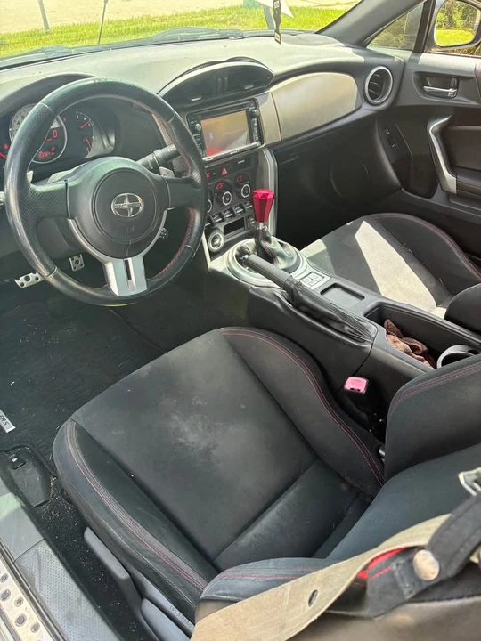 2013 Scion FR-S - Image 8 of 9
