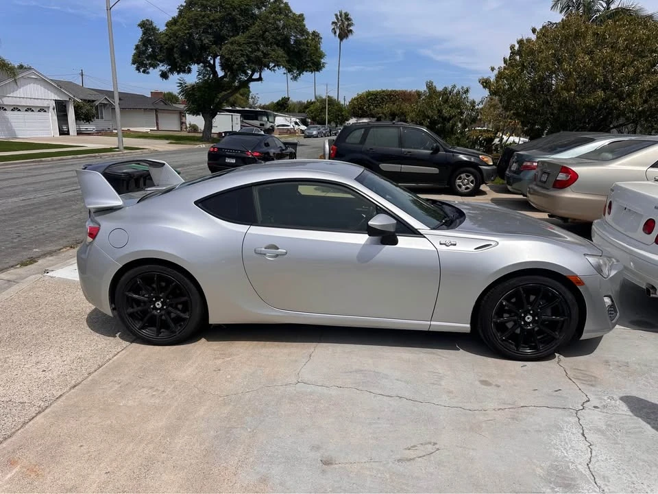 2013 Scion FR-S - Image 4 of 9