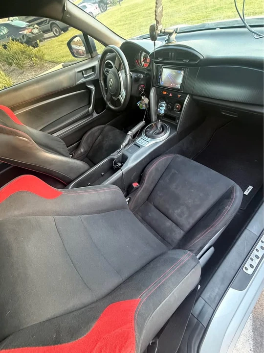 2013 Scion FR-S - Image 8 of 13