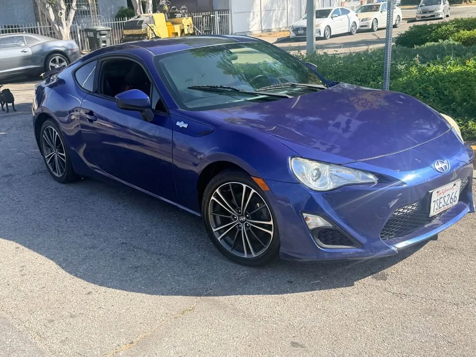 2013 Scion FR-S - Image 2 of 14