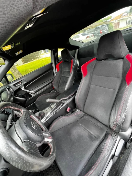 2013 Scion FR-S - Image 7 of 8