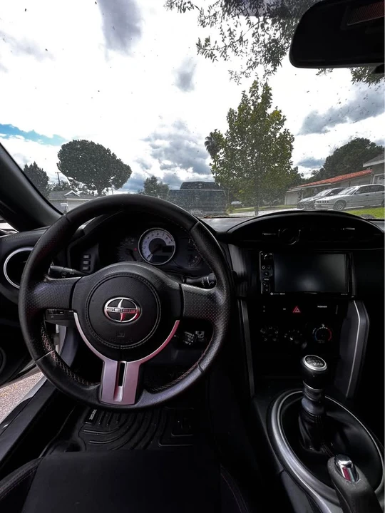 2013 Scion FR-S - Image 5 of 8