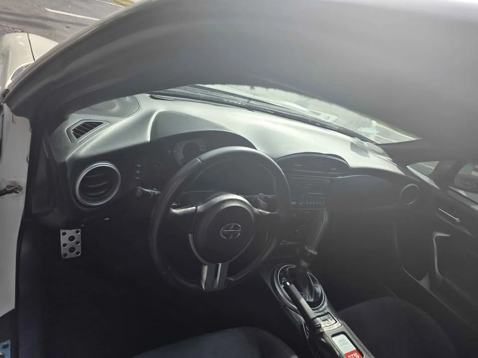 2013 Scion FR-S - Image 7 of 8