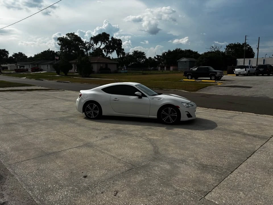 2013 Scion FR-S - Image 4 of 9