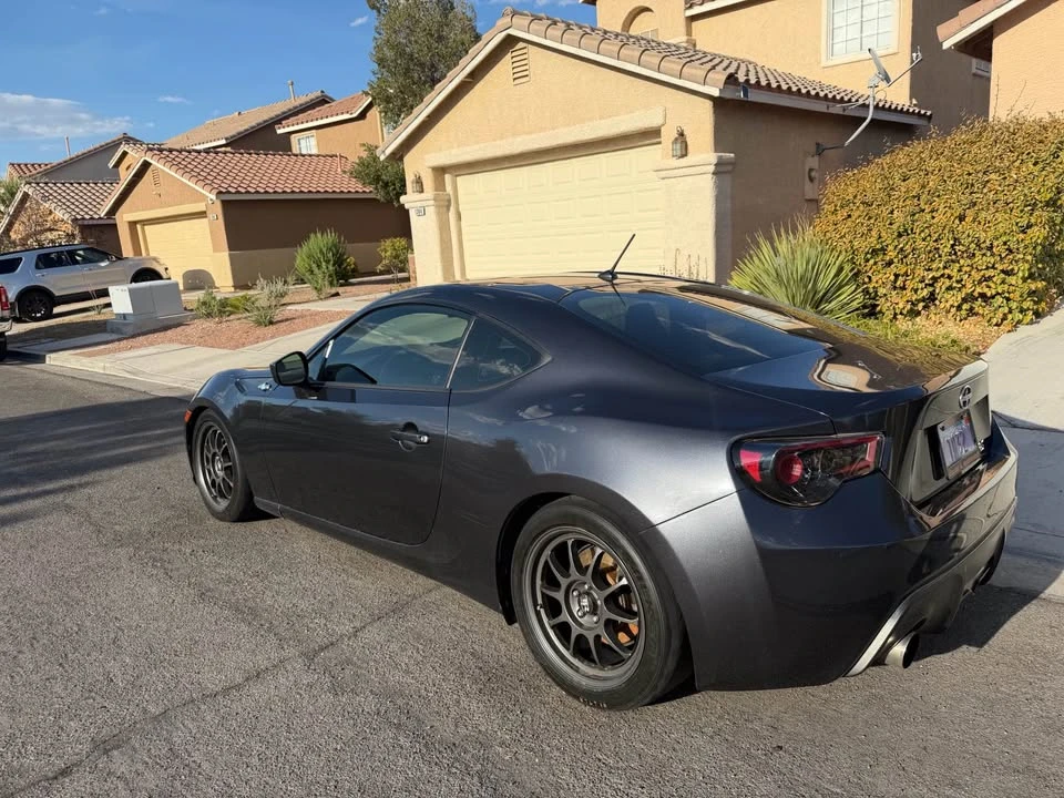 2013 Scion FR-S - Image 2 of 14