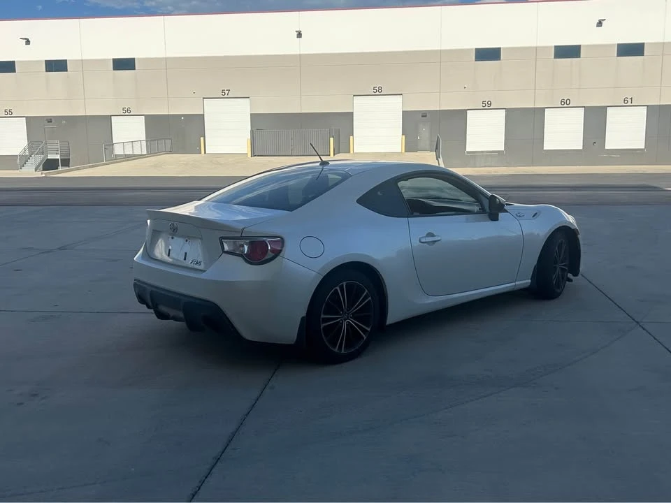 2013 Scion FR-S - Image 6 of 13