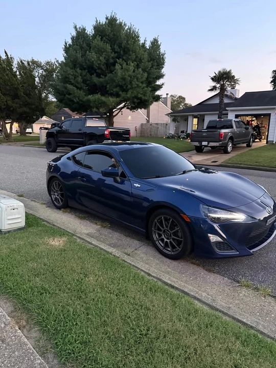 2013 Scion FR-S - Image 2 of 14