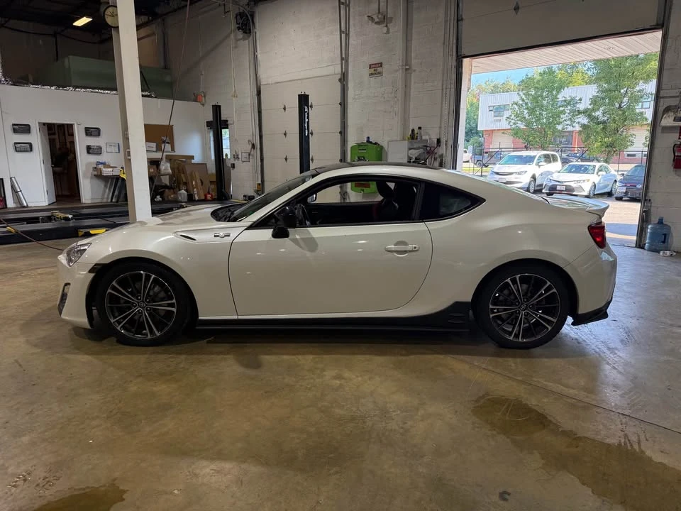 2013 Scion FR-S - Image 4 of 19