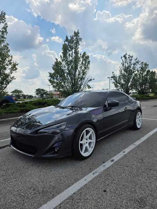 2013 Scion FR-S - Image 2 of 5