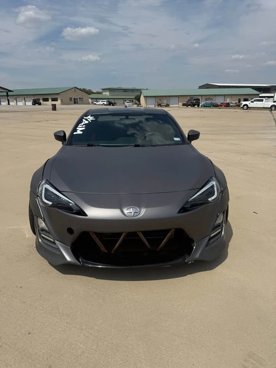 2013 Scion FR-S - Image 2 of 11