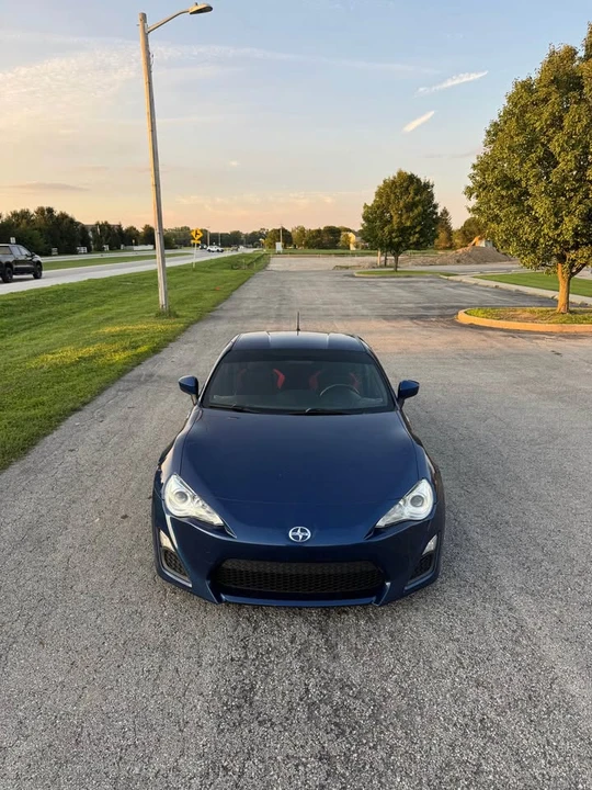 2013 Scion FR-S - Image 2 of 13