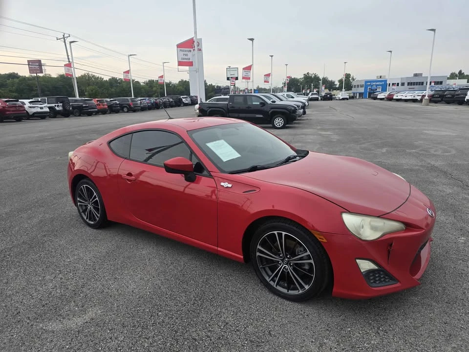 2013 Scion FR-S - Image 4 of 15