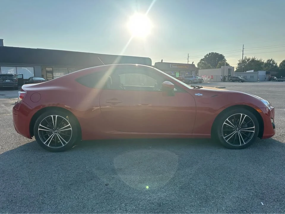 2013 Scion FR-S - Image 2 of 14