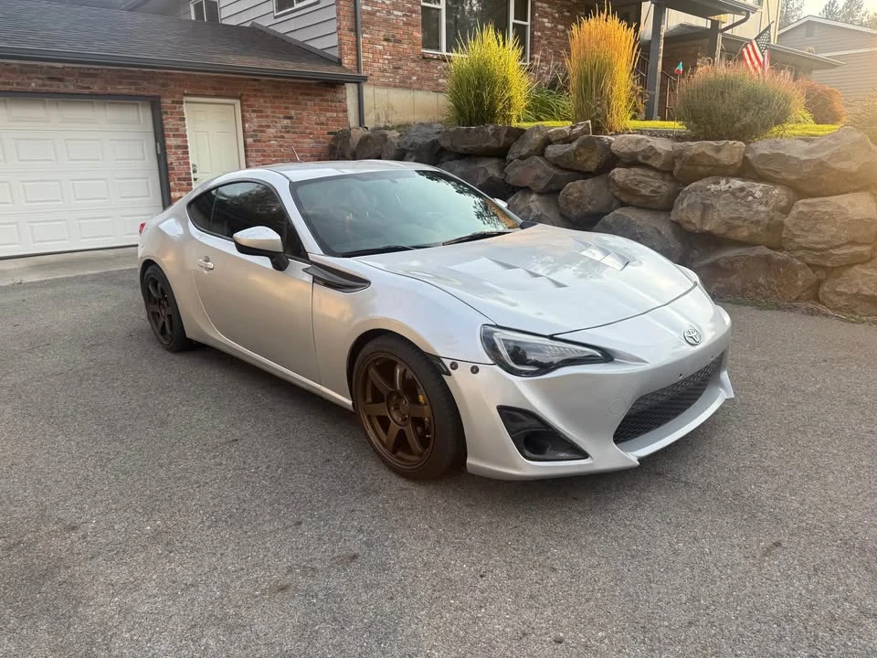 2013 Scion FR-S - Image 2 of 12