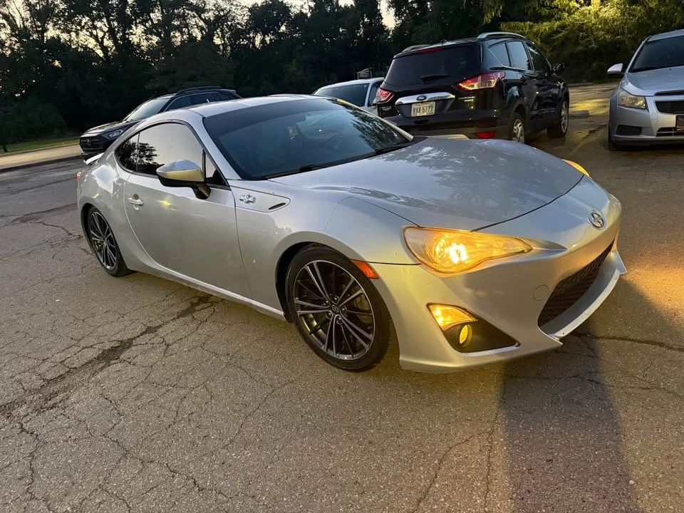 2013 Scion FR-S - Image 10 of 11