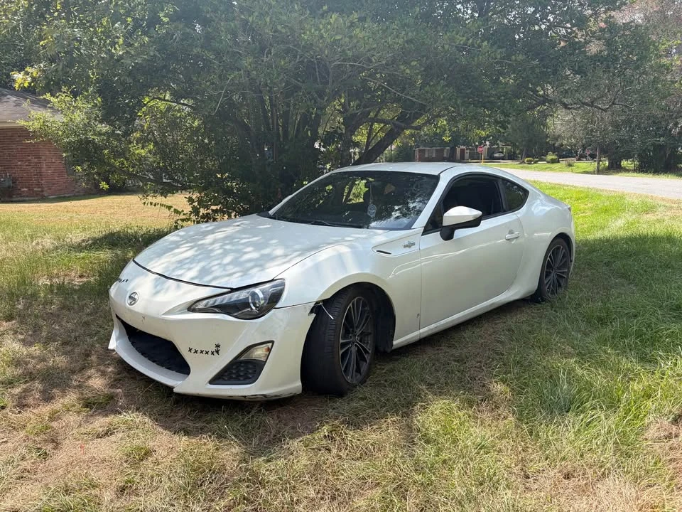 2013 Scion FR-S - Image 2 of 4