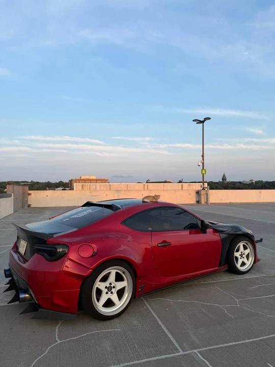 2013 Scion FR-S - Image 2 of 7