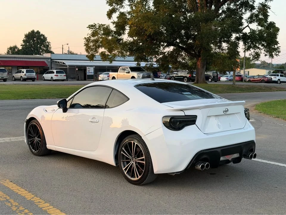 2013 Scion FR-S - Image 5 of 14