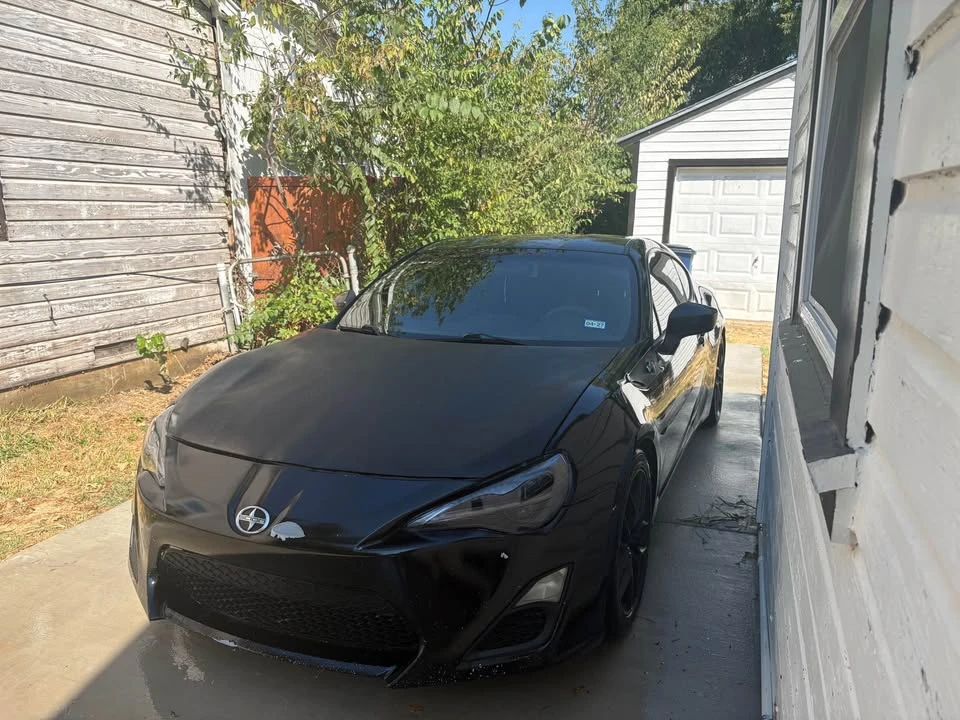 2013 Scion FR-S - Image 2 of 9