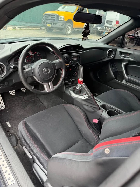 2013 Scion FR-S - Image 9 of 18