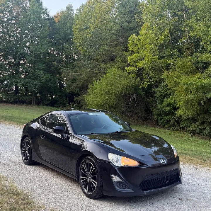 2013 Scion FR-S - Image 2 of 13