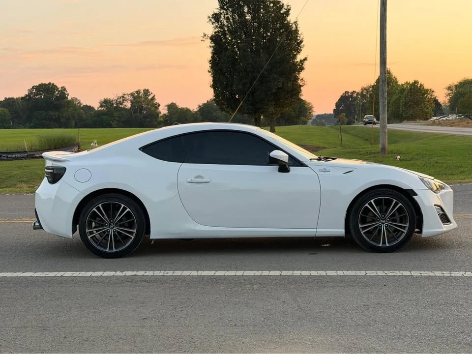 2013 Scion FR-S - Image 9 of 14