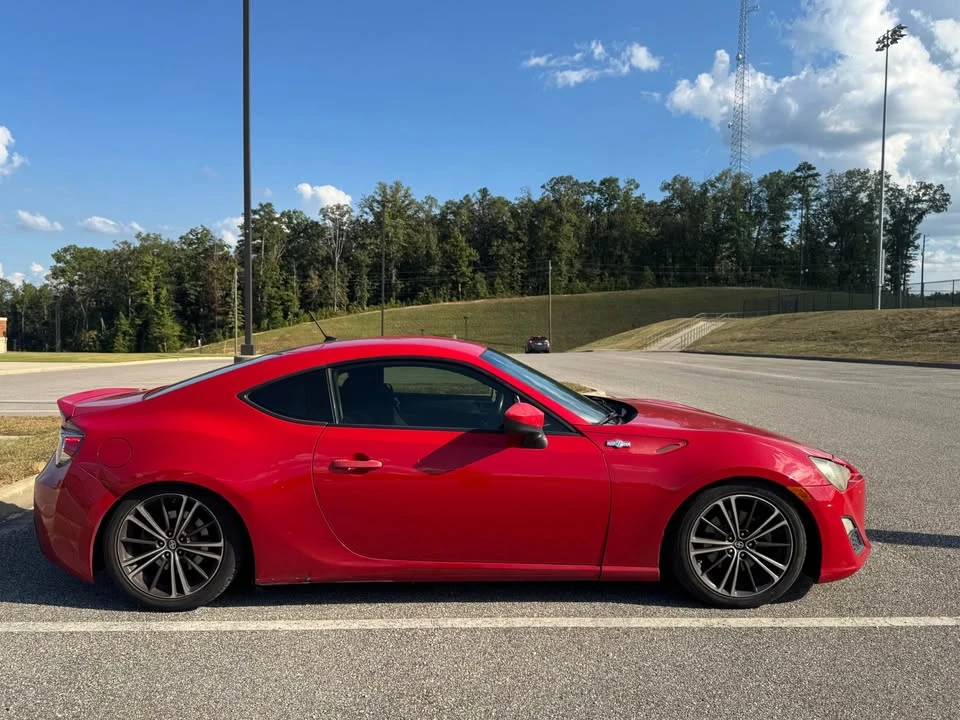 2013 Scion FR-S - Image 4 of 10