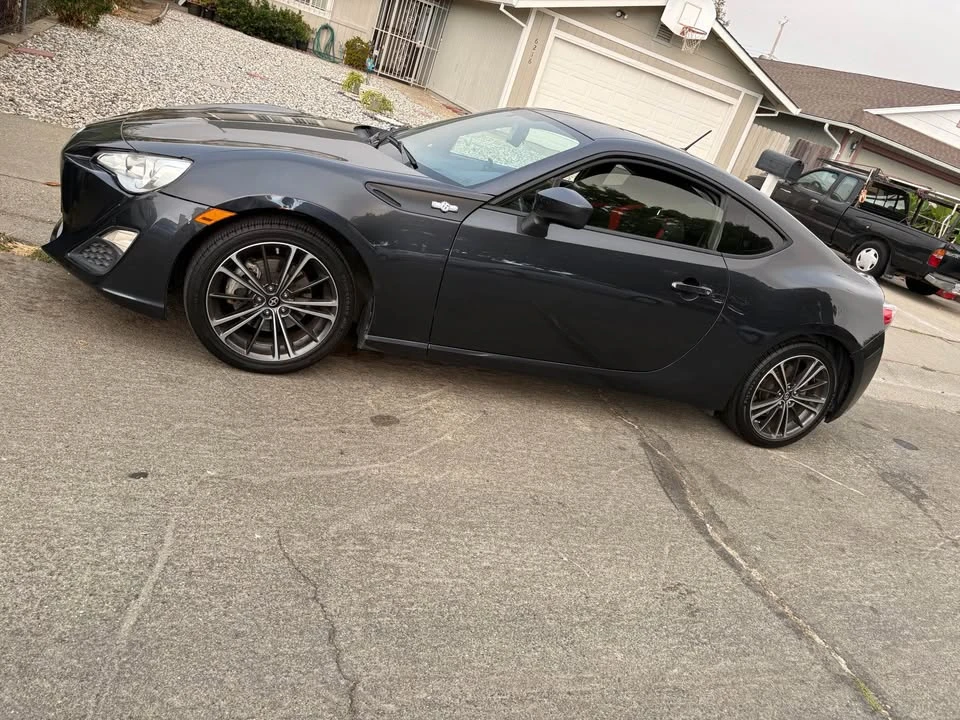 2013 Scion FR-S - Image 8 of 12