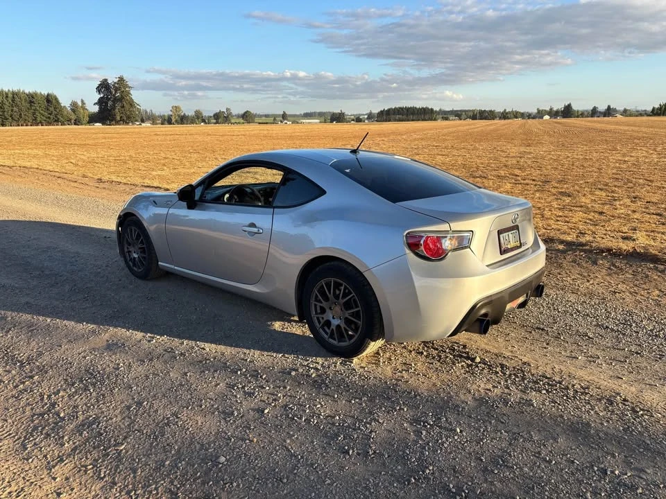 2013 Scion FR-S - Image 5 of 11