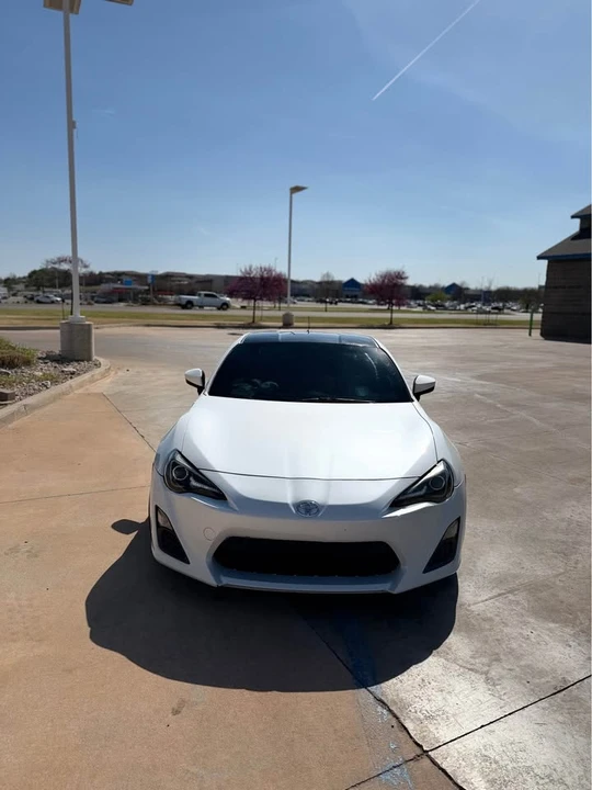 2013 Scion FR-S - Image 4 of 8