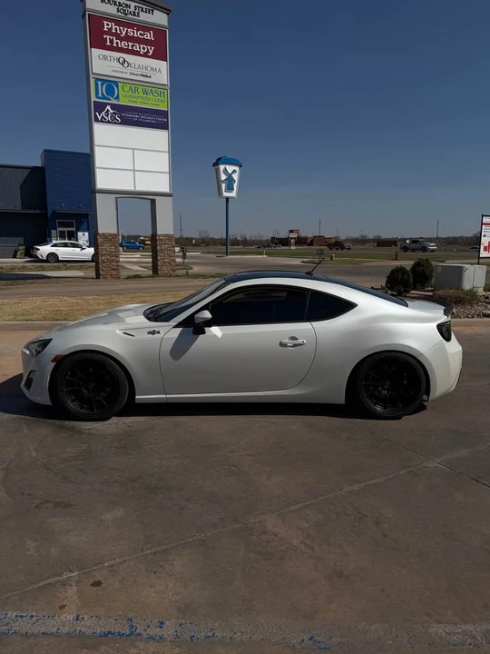 2013 Scion FR-S - Image 3 of 8
