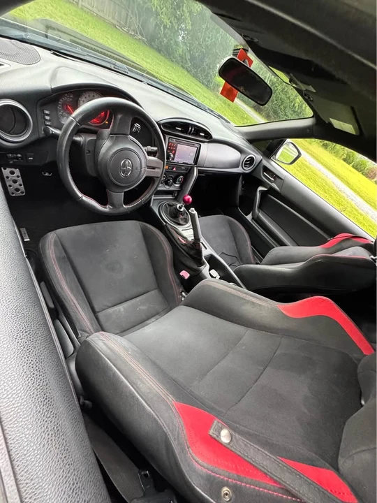 2013 Scion FR-S - Image 2 of 6