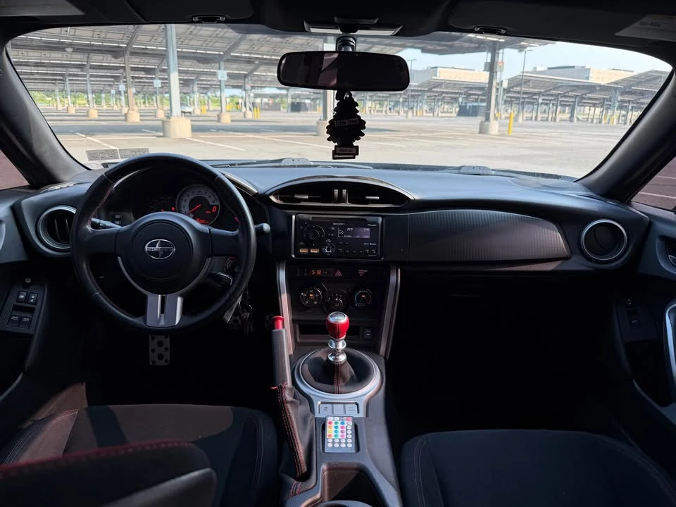 2013 Scion FR-S - Image 11 of 20