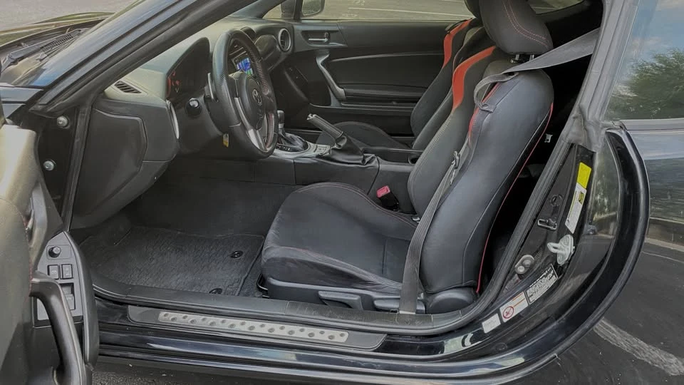 2013 Scion FR-S - Image 11 of 17