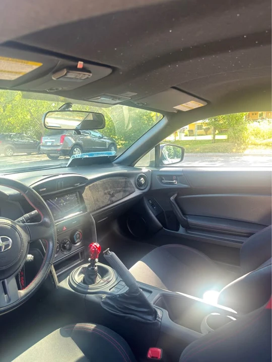 2013 Scion FR-S - Image 6 of 8