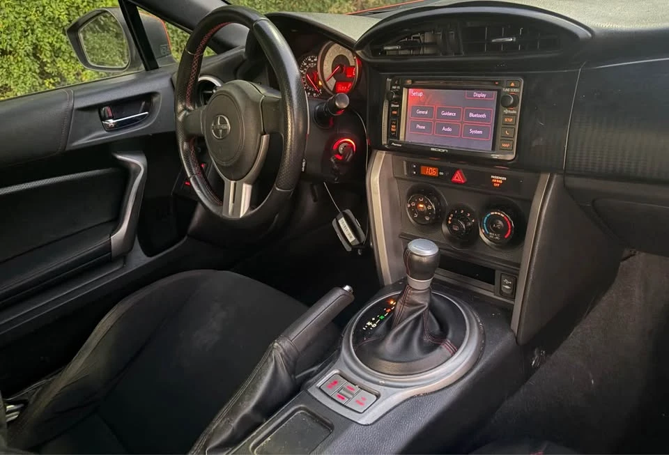 2013 Scion FR-S - Image 10 of 16