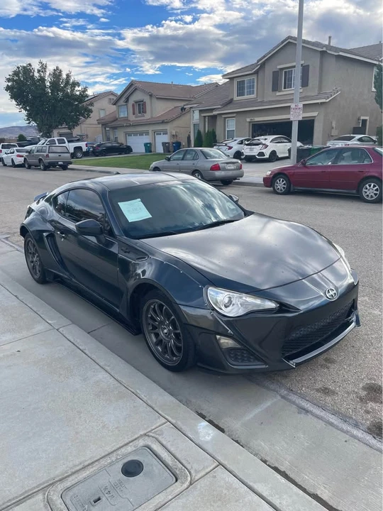 2013 Scion FR-S - Image 2 of 11