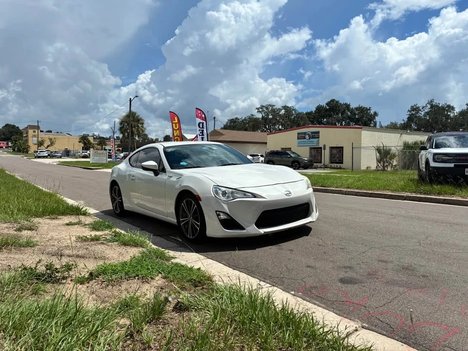 2013 Scion FR-S - Image 5 of 7