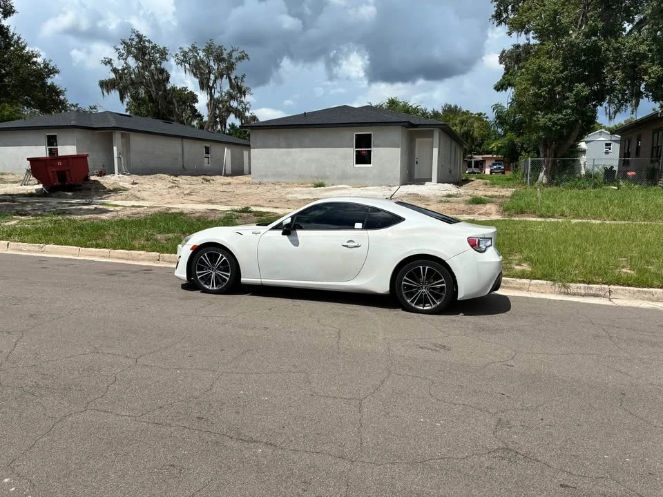 2013 Scion FR-S - Image 2 of 7