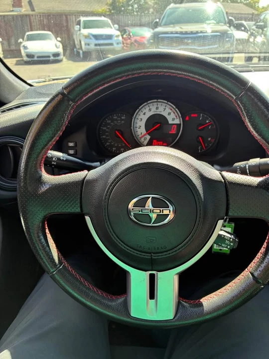 2013 Scion FR-S - Image 10 of 15