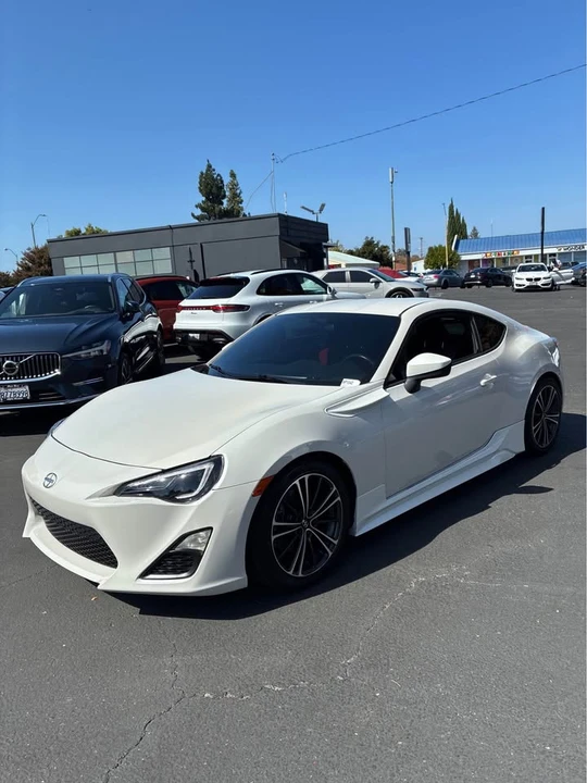2013 Scion FR-S - Image 7 of 15