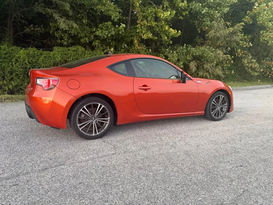2013 Scion FR-S - Image 9 of 16
