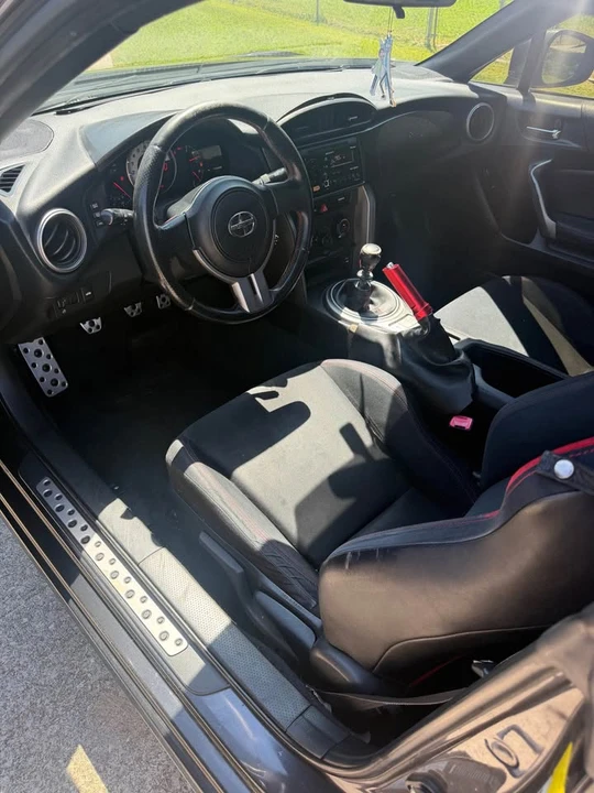 2013 Scion FR-S - Image 6 of 7